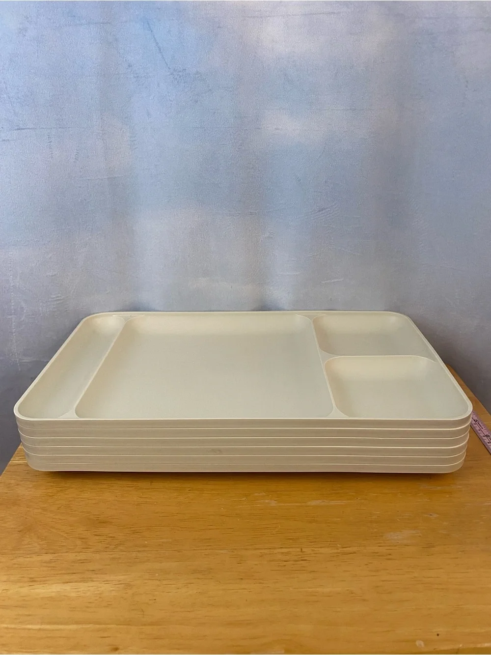 Vintage 1535 Tupperware Beige Compartment Food Trays Set of 6